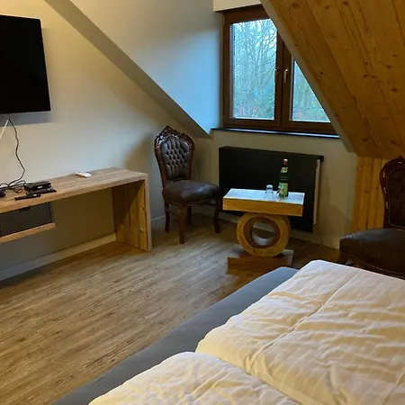 Kleine 3*