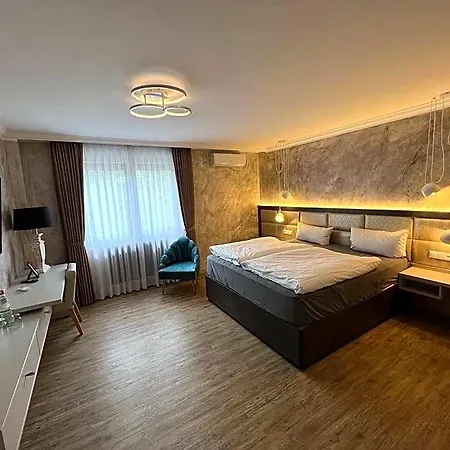 Hotel Kleine 3*