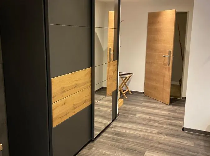 Kleine 酒店 多斯滕